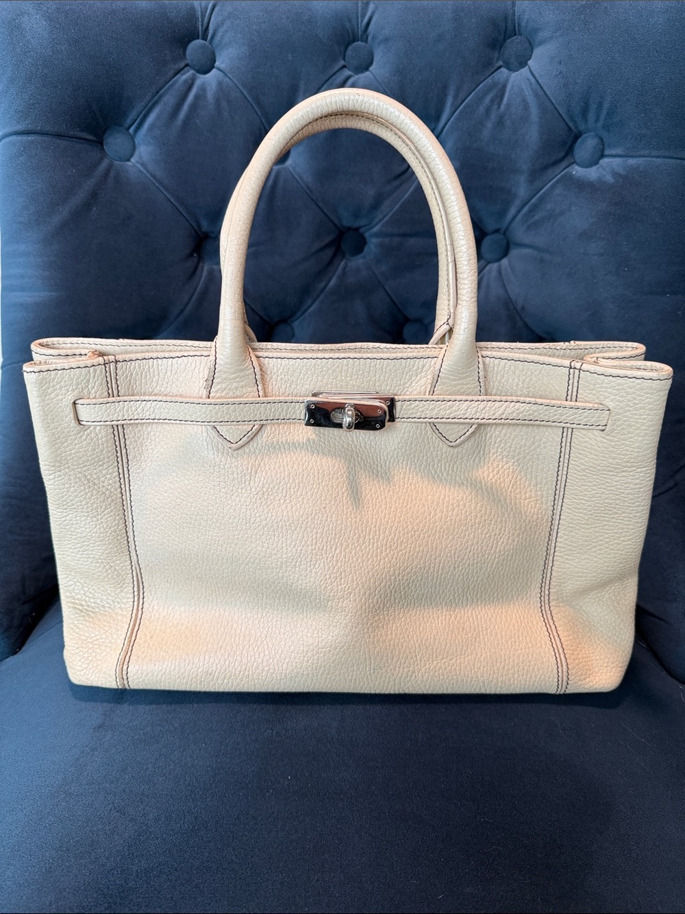 Kenneth Cole Cream Pebbled Leather Medium Tote Bag Silver Hardware